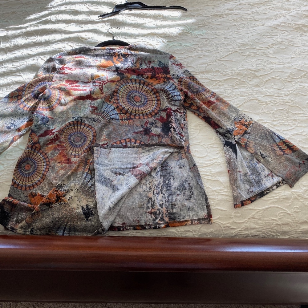 Top - Picture 7 of 7